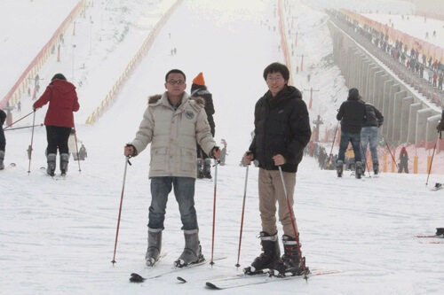 大訊，年會，年終活動，滑雪